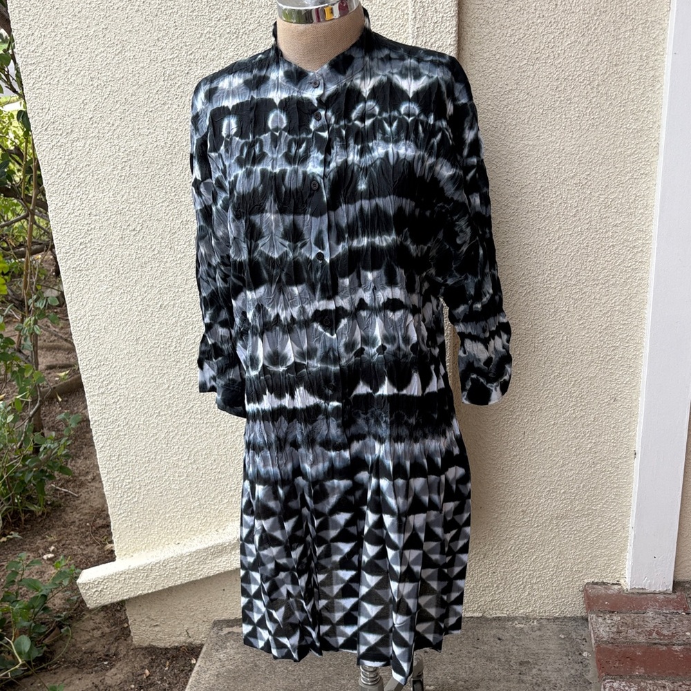 Issey Miyake Pleats Please lovely pattern rare shirt dress. Great light material - Picture 2 of 13